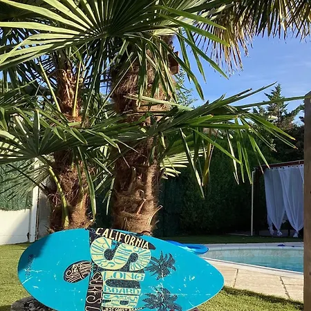 D'hotes La Maximinoise Parking Prive A 5mn De Chantilly Et A Proximite De Senlis Et Autoroute A1,parc Asterix, Pierrefonds, Compiegne, Aeroport Roissy Charles De Gaulle 3*