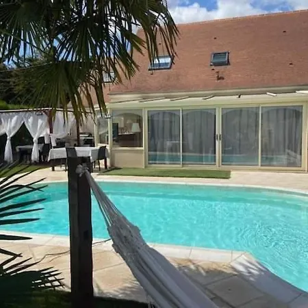 30m2 La Maximinoise Parking Prive, Wifi, Espace De Travail, Petit Dejeuner Inclus A 5mn De Chantilly Et A Proximite De Senlis Et Autoroute A1,parc Asterix, Pierrefonds, Compiegne, Aeroport Roissy Charles De Gaulle 3* Saint-Leu-dʼEsserent