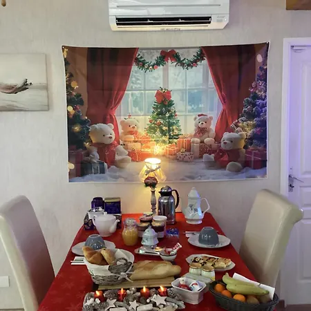 D'hotes La Maximinoise Parking Prive A 5mn De Chantilly Et A Proximite De Senlis Et Autoroute A1,parc Asterix, Pierrefonds, Compiegne, Aeroport Roissy Charles De Gaulle לינה וארוחת בוקר