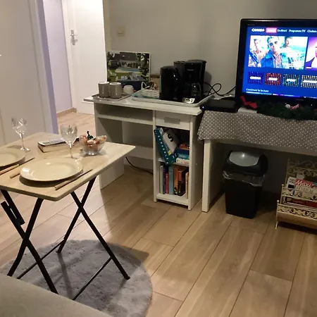 Suite 30M2 La Maximinoise Parking Prive, Wifi, Espace De Travail, Petit Dejeuner Inclus A 5Mn De Chantilly Et A Proximite De Senlis Et Autoroute A1,Parc Asterix, Pierrefonds, Compiegne, Aeroport Roissy Charles De Gaulle 3* Saint-Leu-dʼEsserent